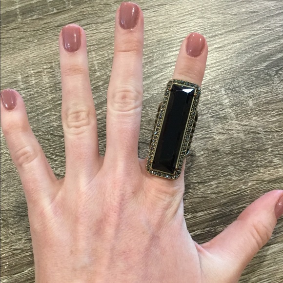 Black Long Ring - Picture 4 of 4